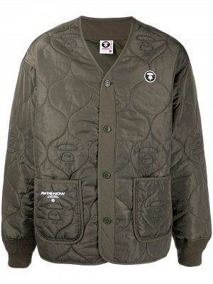 Стеганая куртка с V-образным вырезом AAPE BY *A BATHING APE®. Цвет: зеленый