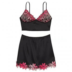 Комплект белья Victoria's Secret Ziggy Glam Floral Embroidery Cami Slip Skirt, 2 предмета, черный/розовый Victoria's