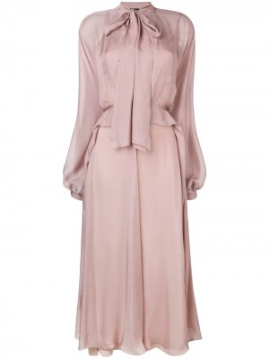 Длинное платье с горловиной на завязке Irina Schrotter. Цвет: розовый