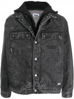 Джинсовая куртка с капюшоном и эффектом потертости izzue. Цвет: серый