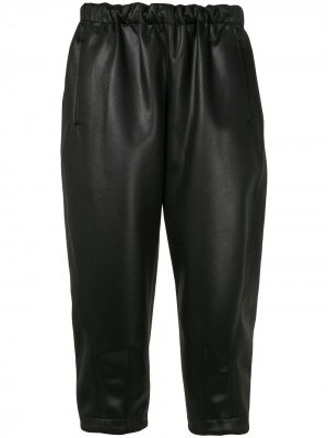 Укороченные брюки из искусственной кожи Comme Des Garçons. Цвет: черный
