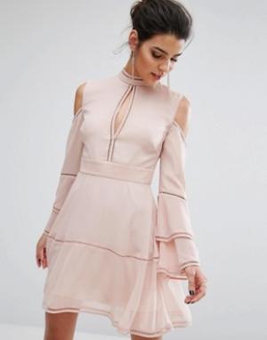 Платье мини с длинными рукавами Night Dance Keepsake. Цвет: розовый