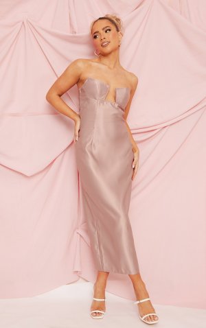 Сиреневое атласное платье миди-бандо с V-образным вырезом и полосками PrettyLittleThing