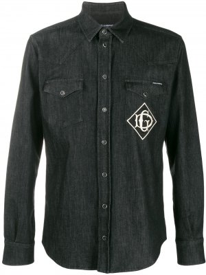 Джинсовая рубашка с вышитым логотипом Dolce & Gabbana. Цвет: черный