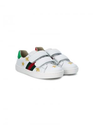 Кроссовки с вышивкой Gucci Kids. Цвет: белый