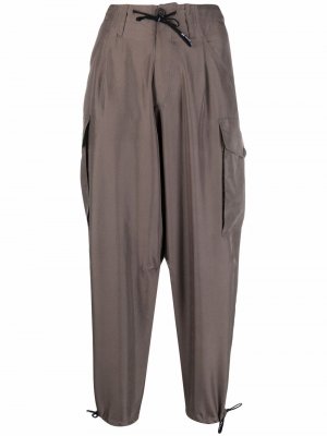 Зауженные брюки с кулиской Alberto Biani. Цвет: серый