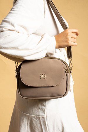 Женская сумка на плечо с регулируемым ремнем, 3 отделениями молнии и передней крышкой BAG5013-23 , норка Pembe Potin