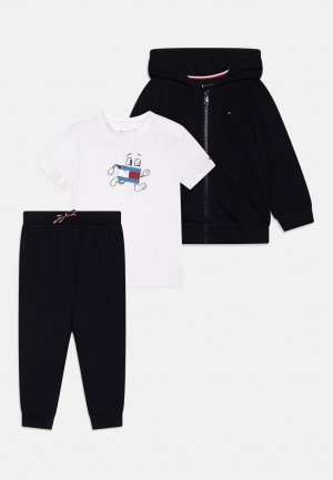 Брюки BABY FLAG GIFTBOX UNISEX SET , цвет desert sky Tommy Hilfiger