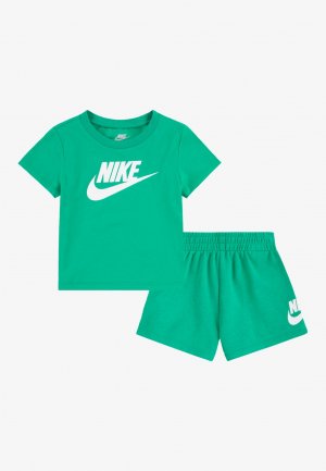 Шорты CLUB TEE UNISEX SET , цвет stadium green Nike Sportswear