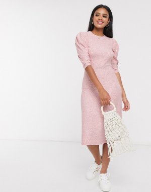 Розовое платье миди в горошек с пышными рукавами -Розовый QED London