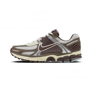 Кроссовки женские Air Zoom Vomero 5 Earth Fossil Brown FD9920-022 Nike