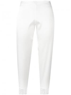 Укороченные пижамные брюки Gilda & Pearl. Цвет: белый