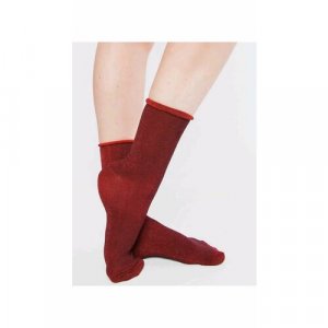 Женские носки высокие, размер 25, красный MARK FORMELLE. Цвет: красный