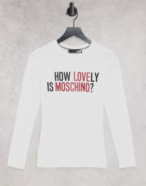 Белый лонгслив с логотипом надписью How lovely is Love Moschino