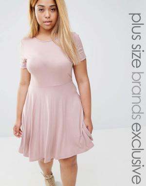 Короткое приталенное платье с короткими рукавами Club L Lounge Plus. Цвет: розовый
