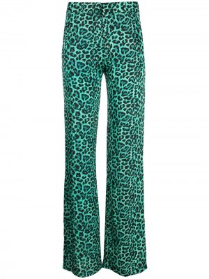 Расклешенные брюки с леопардовым принтом Laneus. Цвет: зеленый