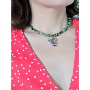 Чокер на шею Lizard ожерелье бусы нефрит хризопраз коралл агат ENJOY. Цвет: зеленый/зелeный