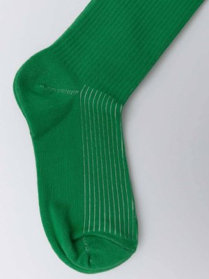Хлопковые высокие носки в рубчик GATE31. Цвет: зеленый