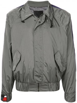 Куртка-бомбер с эластичным подолом D.Gnak. Цвет: серый