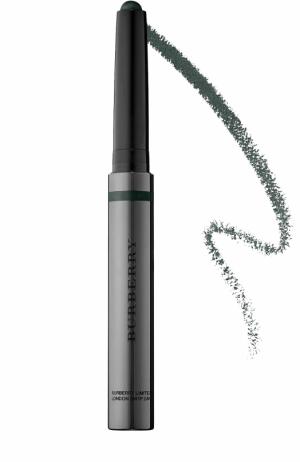 Кремовый карандаш-тени для век, оттенок 122 Smokey Green Burberry. Цвет: бесцветный
