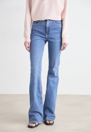 Джинсы Bootcut , цвет denim medium Calvin Klein Jeans