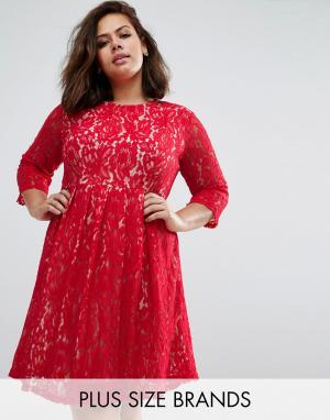 Кружевное приталенное платье Plus Praslin. Цвет: красный