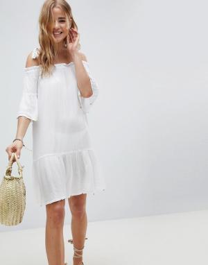 Белое пляжное платье с открытыми плечами MW by Matthew Williamson. Цвет: белый