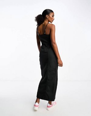 Черное джинсовое платье-пинафро миди Monki