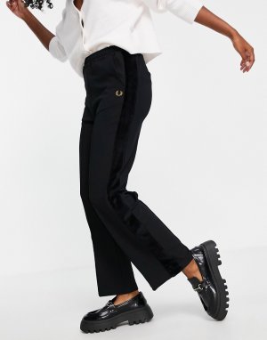 Черные спортивные брюки с велюровыми вставками -Черный цвет Fred Perry