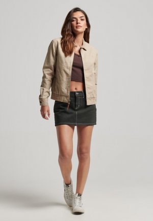Легкая куртка CROPPED COACH , цвет stone wash taupe brown Superdry