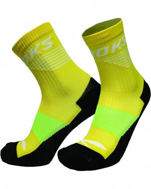 Носки High Point Crew Socks, цвет Carbon/Lemon Chrome Brooks