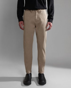 Мужские брюки чинос M-Puyo SL классического бежевого цвета , бежевый Napapijri. Цвет: бежевый