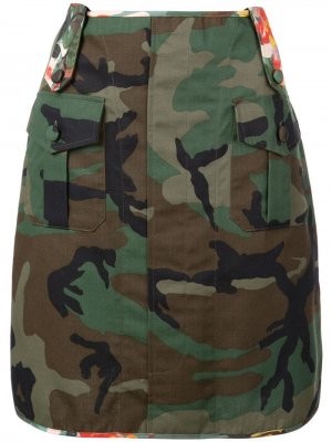 Камуфляжная юбка с контрастной отделкой Harvey Faircloth. Цвет: зеленый