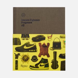 Книга Hiroshi Fujiwara: Fragment 2 Rizzoli. Цвет: серый