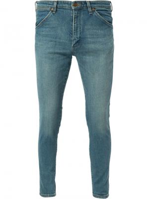 Классические джинсы скинни White Mountaineering. Цвет: синий