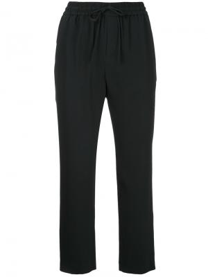 Укороченные брюки с элатсичным поясом Estnation. Цвет: чёрный