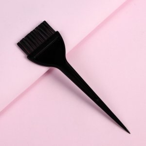Кисть для окрашивания волос, широкая, 21 х 6 см, цвет черный Queen fair