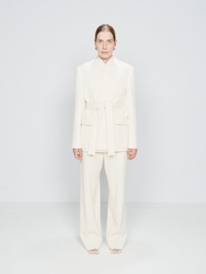 Приталенный пиджак из полушерстяной ткани с закругленными краями , белый Raey