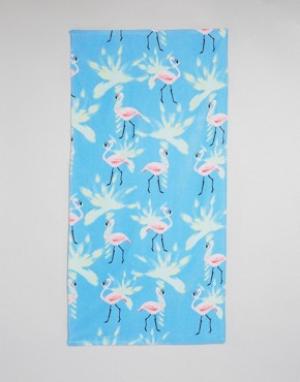 Пляжное полотенце с фламинго Monki. Цвет: синий