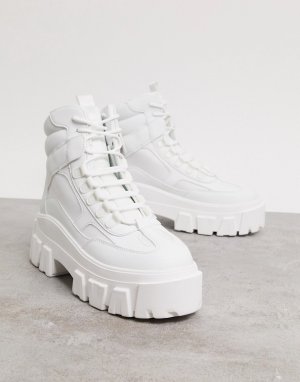 Кремовые ботинки из искусственной замши на шнуровке и массивной подошве -Белый ASOS DESIGN