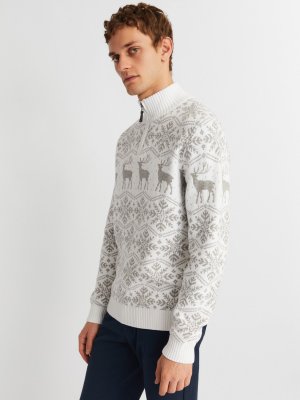 Вязаный свитер с воротником на молнии и скандинавским узором zolla. Цвет: молоко
