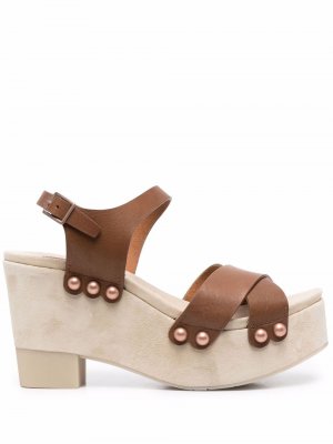Dunia leather clog sandals Pedro Garcia. Цвет: коричневый