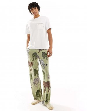 Пижамный комплект из футболки и брюк с леопардовым принтом цвета хаки Chelsea Peers