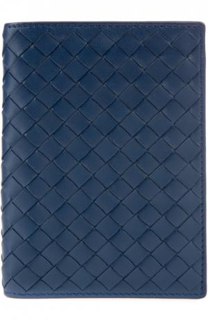 Кожаный футляр для паспорта с плетением intrecciato Bottega Veneta. Цвет: синий