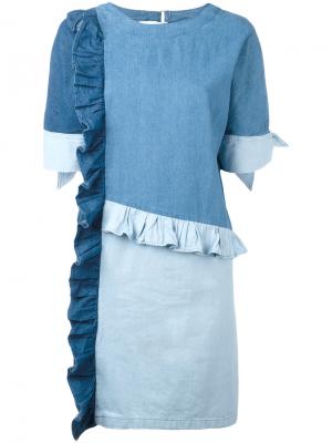 Джинсовое платье с оборкой Steve J & Yoni P. Цвет: синий