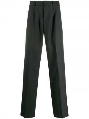 Прямые брюки в тонкую полоску со складками GR-Uniforma. Цвет: серый