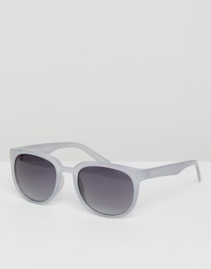 Круглые солнцезащитные очки в серой оправе Esprit. Цвет: серый