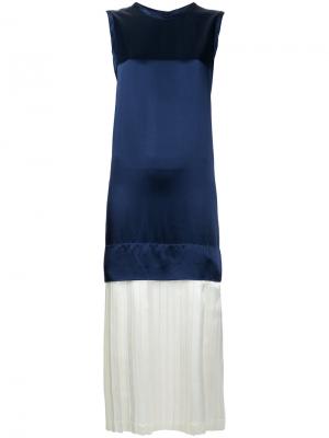 Многослойное плиссированное платье Toga Pulla. Цвет: синий