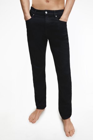 Черные джинсы CKJ 058 приталенного кроя и зауженных брючин , черный Calvin Klein Jeans