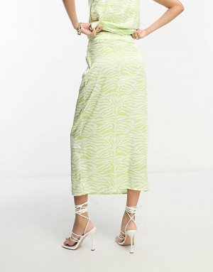 Атласная юбка-комбинация миди с лаймовым принтом и завитками In The Style